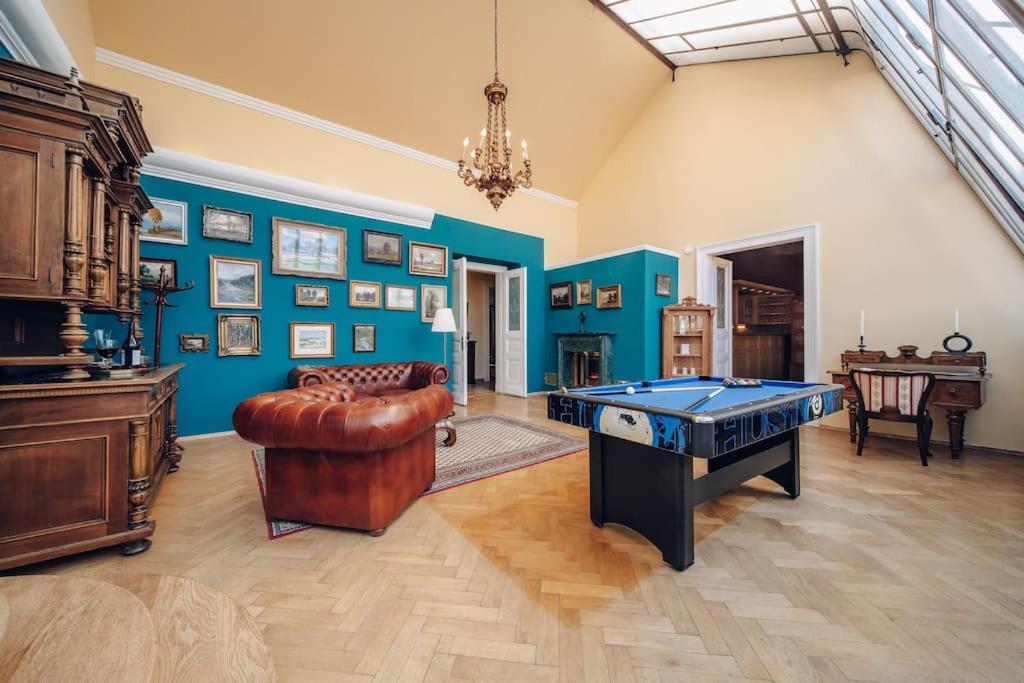 Magnificent Historical Penthouse In The Heart Of Prague Apartment Екстериор снимка
