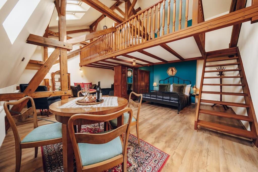Magnificent Historical Penthouse In The Heart Of Prague Apartment Екстериор снимка