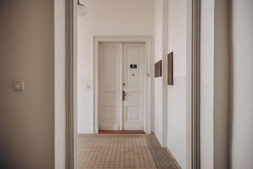 Magnificent Historical Penthouse In The Heart Of Prague Apartment Екстериор снимка