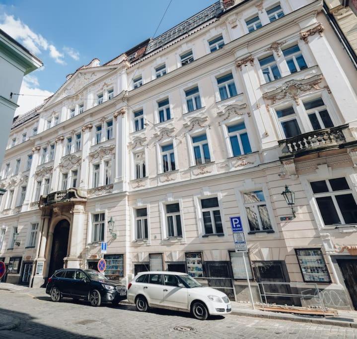 Magnificent Historical Penthouse In The Heart Of Prague Apartment Екстериор снимка